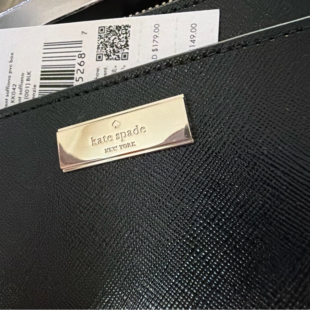 Kate Spade Black Kenzie Patent Saffiano Leather Wallet - Picture 5 of 5